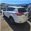 Image 4 : 2016 Toyota Alpine White RAV4 - 74,806KM, VIN 2T3BFREV9GW447108
