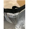Image 6 : NZ Home Large Cooler Bag 13in x 22In Black Colour