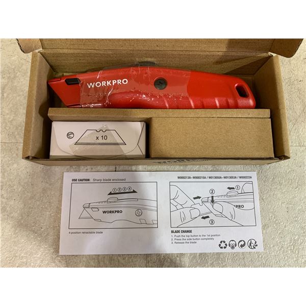 WorkPro Quick Change Retractable Utility Knife Red