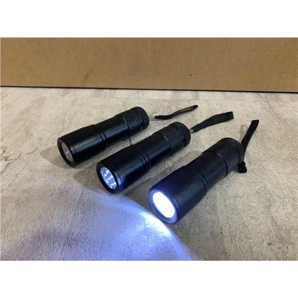 Lot of 3 Mini LED Flashlights