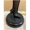 Image 2 : Christmas Story Leg Lamp