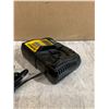 Image 4 : Dewalt 12/20vV Max Battery Charger DCB112