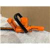 Image 5 : 18 Inch Black & Decker Corded Hedge Trimmer