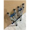Image 7 : Foldable and Extending Aluminum Crutches