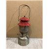 Image 1 : Vintage Coleman Model 200 Lantern