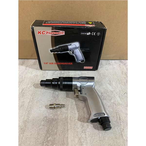KC Pneumatic 1/4 in Air Screwdriver