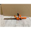 Image 1 : Black & Decker 16 in Hedge Trimmer