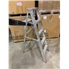Image 1 : 4 Step Aluminum Step Ladder