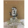 Image 2 : Clear Acrylic Table Lamp - No Shade