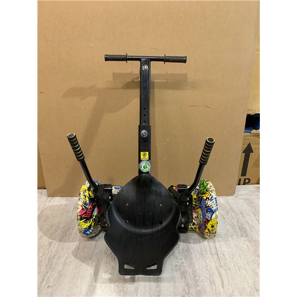 Hoverboard w/ Weelmotion HipHop Hoverboard Kart Attachment