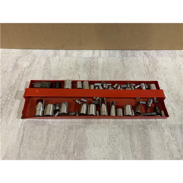 Tool Tray w/ Random Sockets