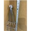 Image 6 : Metal Eiffel Tower Candle Holder Wall Hanger