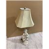 Image 7 : Vintage Asian-Style Table Lamp