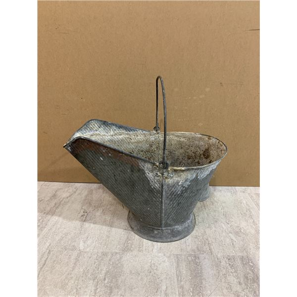 Vintage Metal Coal/Ash Bucket