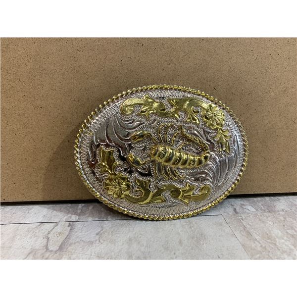 Vintage-Style Oval Belt Buckle - Two Tone - Raised Scorpion Motif