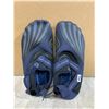 Image 1 : Dark Blue Water Shoes - Size 38