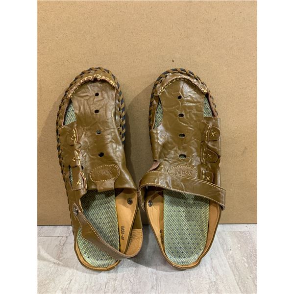 Men's Closed Toe Brown Leather Sandals Size 48