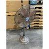 Image 1 : Hampton Bay Pedastal Fan