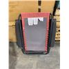 Image 8 : Red Gravity Chair