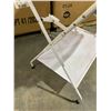 Image 11 : Foldable Baby Change Station