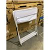 Image 15 : Foldable Baby Change Station