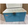Image 11 : Vintage Light Blue Coleman Cooler