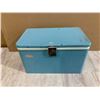 Image 1 : Vintage Light Blue Coleman Cooler