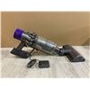 Image 1 : Dyson V10 Vacuum w/ Charger