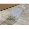 Image 4 : Mini Glue Gun w/ Glue Sticks