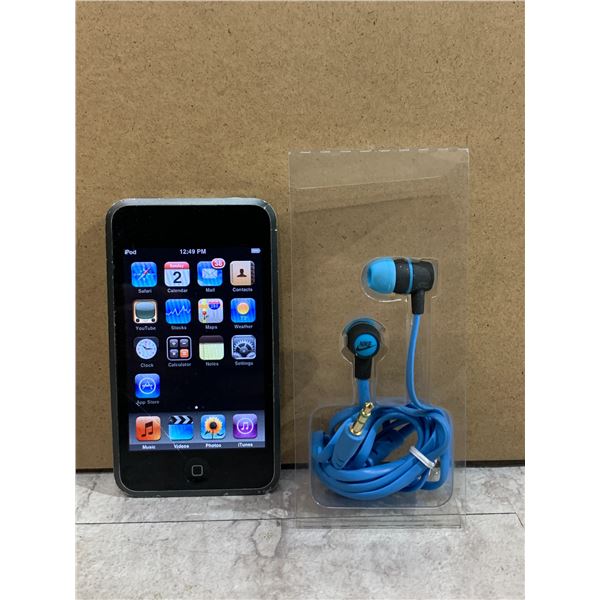Older 8GB iPod Touch w/ Headphones