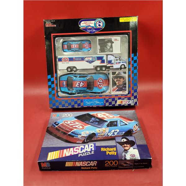 Sealed Nascar Richard Petty Collector's Set & 200 Pc. Puzzle