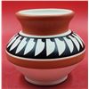 Image 1 : Indigenous Hopi Toad Pottery Vase