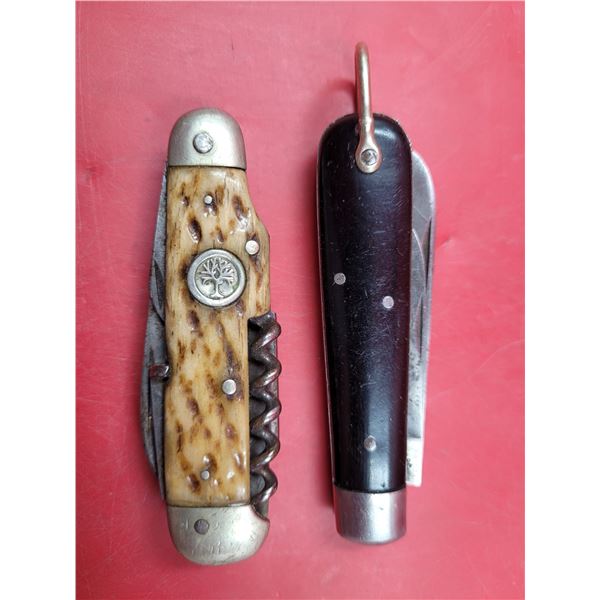 2 Pocket Knives