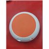Image 2 : Google Nest Mini & 2 iPads