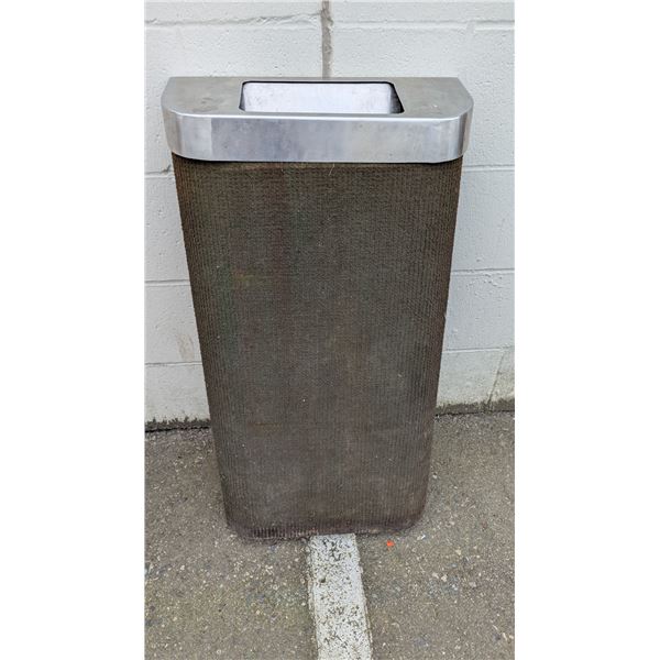 Garbage Bin