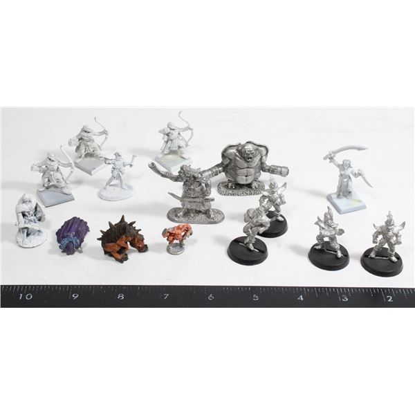LARGE LOT OF ASSORTED METAL FANTASY RPG FIGURES