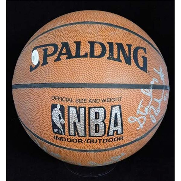 Los Angeles Clippers Signed 1993-94 Team Basketball by 6 JSA Authenticated