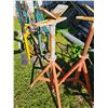 Image 3 : Pipe Stands C