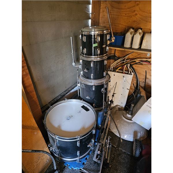 Westbury Drum Set C