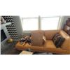 Image 1 : Leather Chaise C