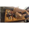 Image 2 : Leather Chaise C