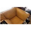 Image 3 : Leather Chaise C