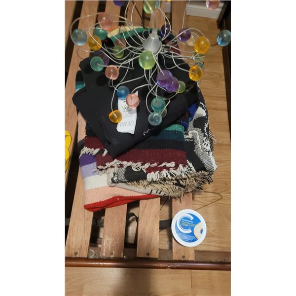 Mexican Blankets, Light Fixture A