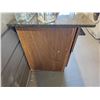 Image 2 : Counter With Drawers C