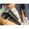 Image 3 : Mic's, More. B