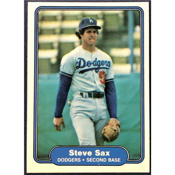 1982 FLEER STEVE SAX ROOKIE CARD