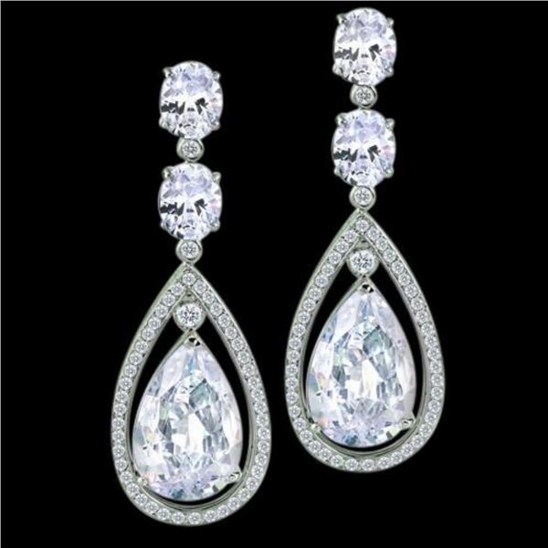 Gold & White Diamond 9.00 Cts Drop Earrings