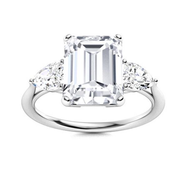 Gold & Lab Octagon Diamond 3.50 Cts Ring - E/VVS