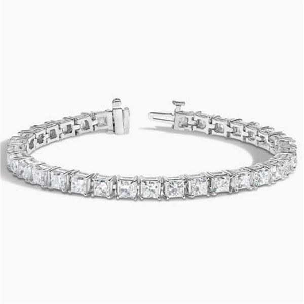 18k Gold & Princess White Diamonds 23.72 Cts Bracelet