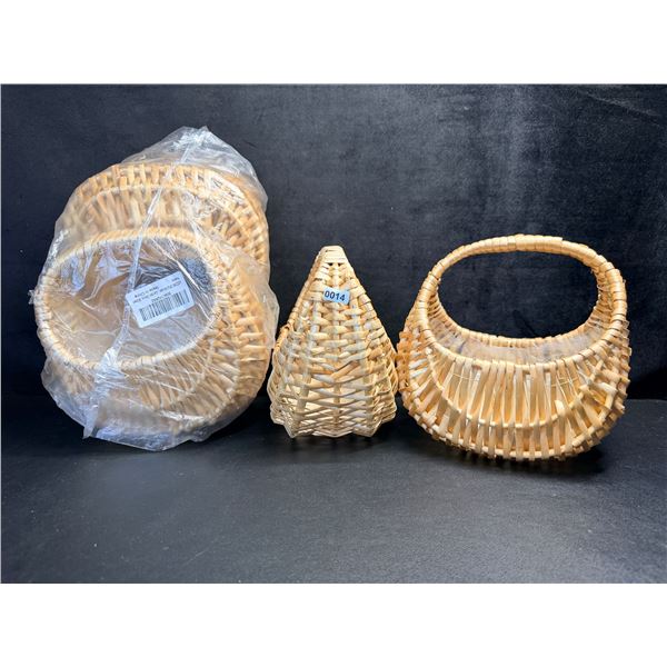 4PCS (2 Sets of 2) of Beige Wicker Garden Decor Baskets - New
